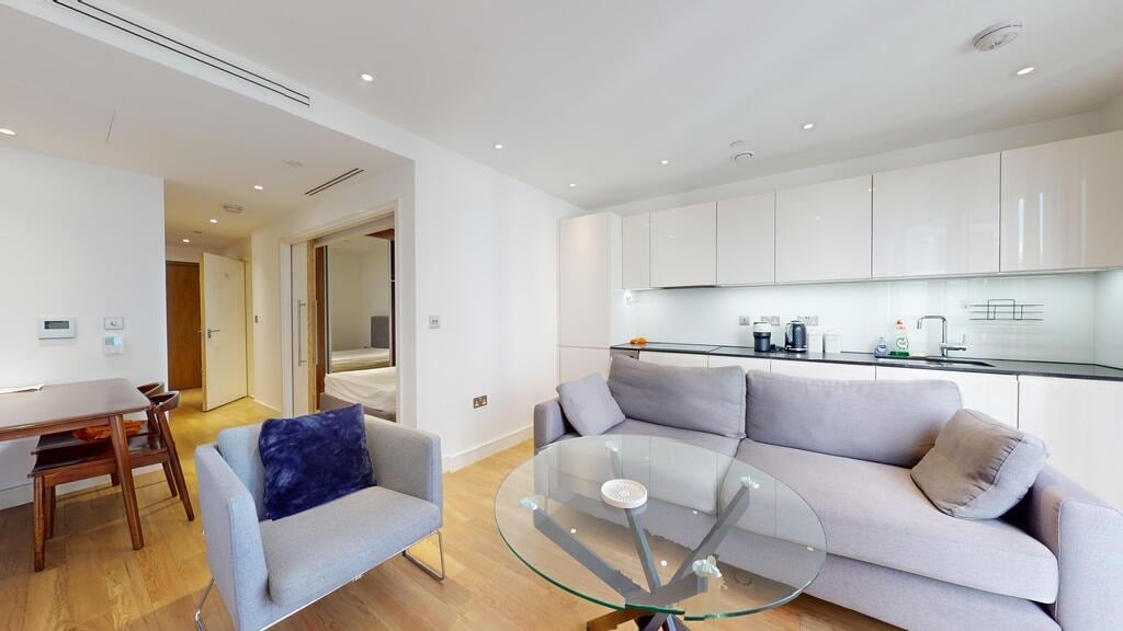 Flat Wandsworth Road in Greater London