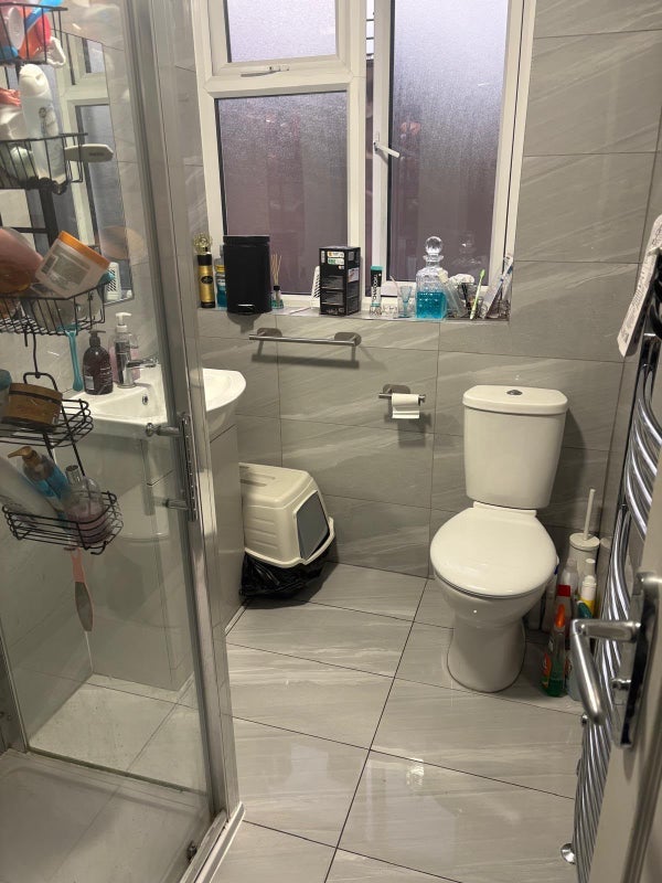 Room Cranbrook Road in Greater London