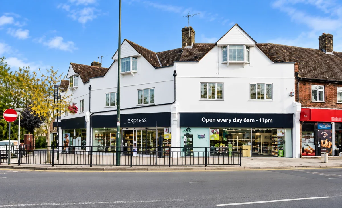 Flat Caledonian Road in Greater London