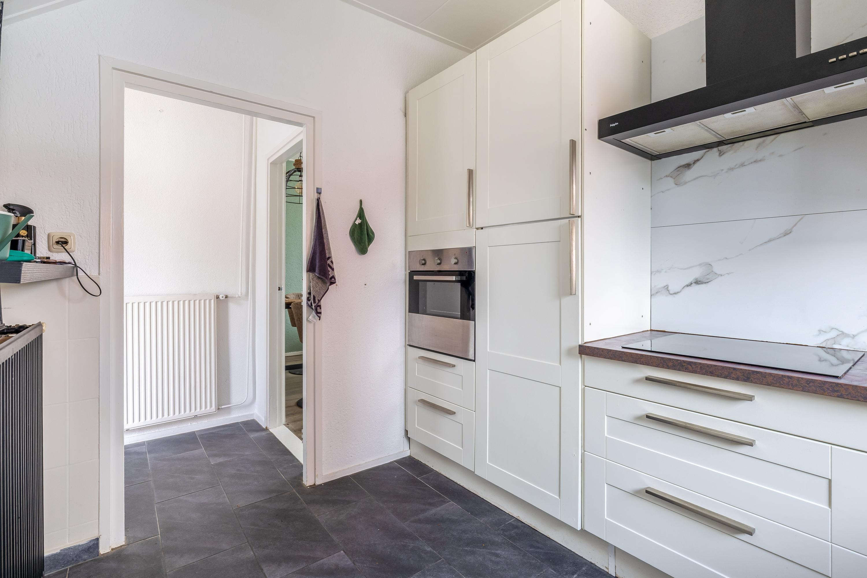 Twee-onder-één-kap te koop: Parallelweg 14, Beerta
