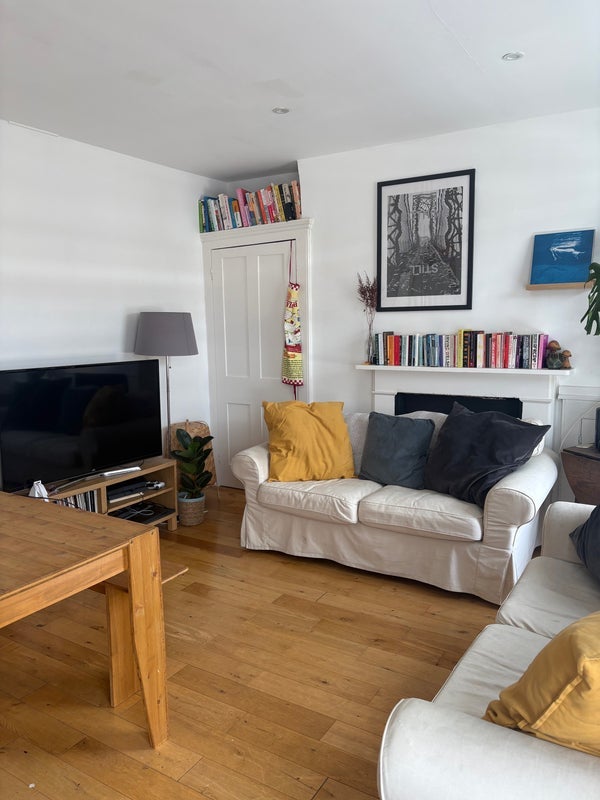 Room Hornsey Road in Greater London