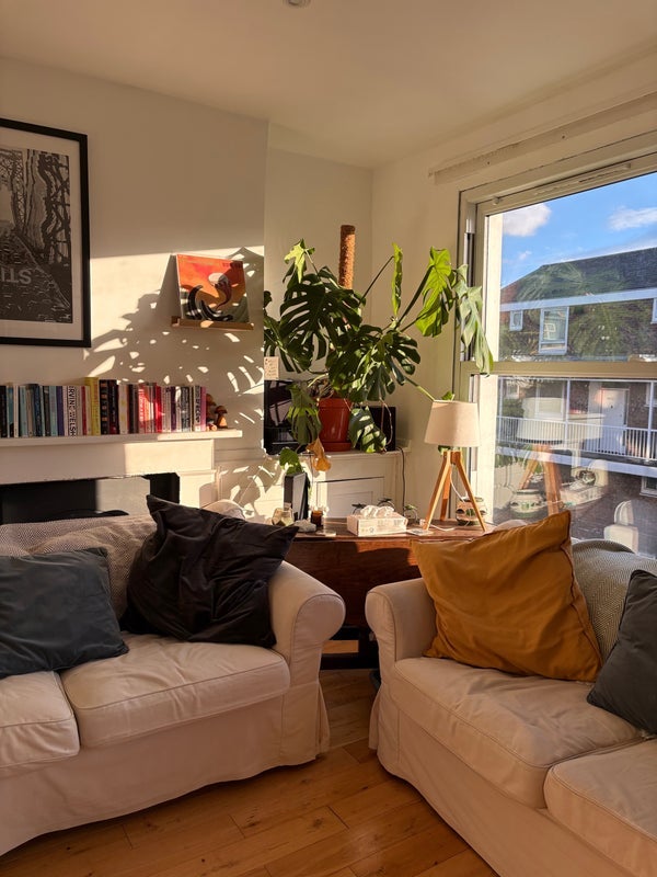 Room Hornsey Road in Greater London