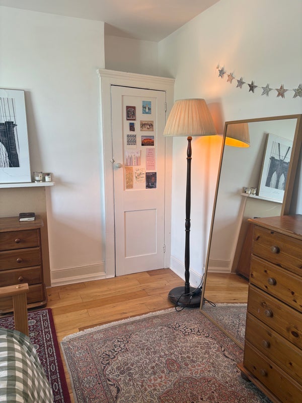 Room Hornsey Road in Greater London