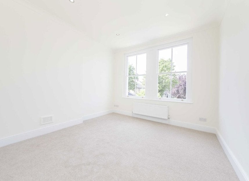 Flat Muswell Road in Greater London