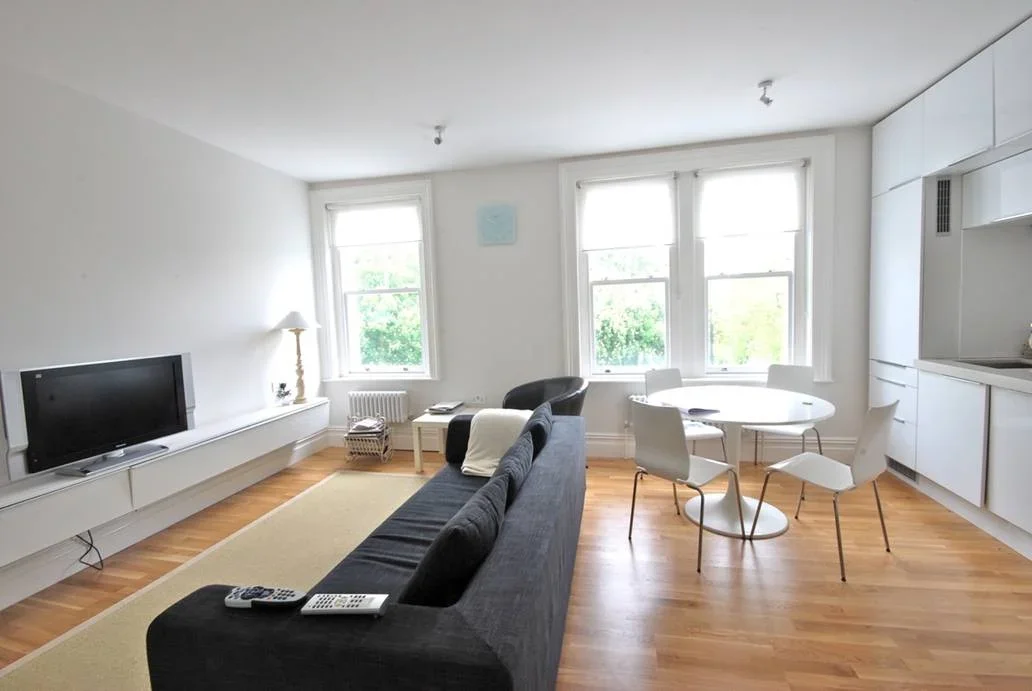 Flat Clapham Common South Side in Greater London