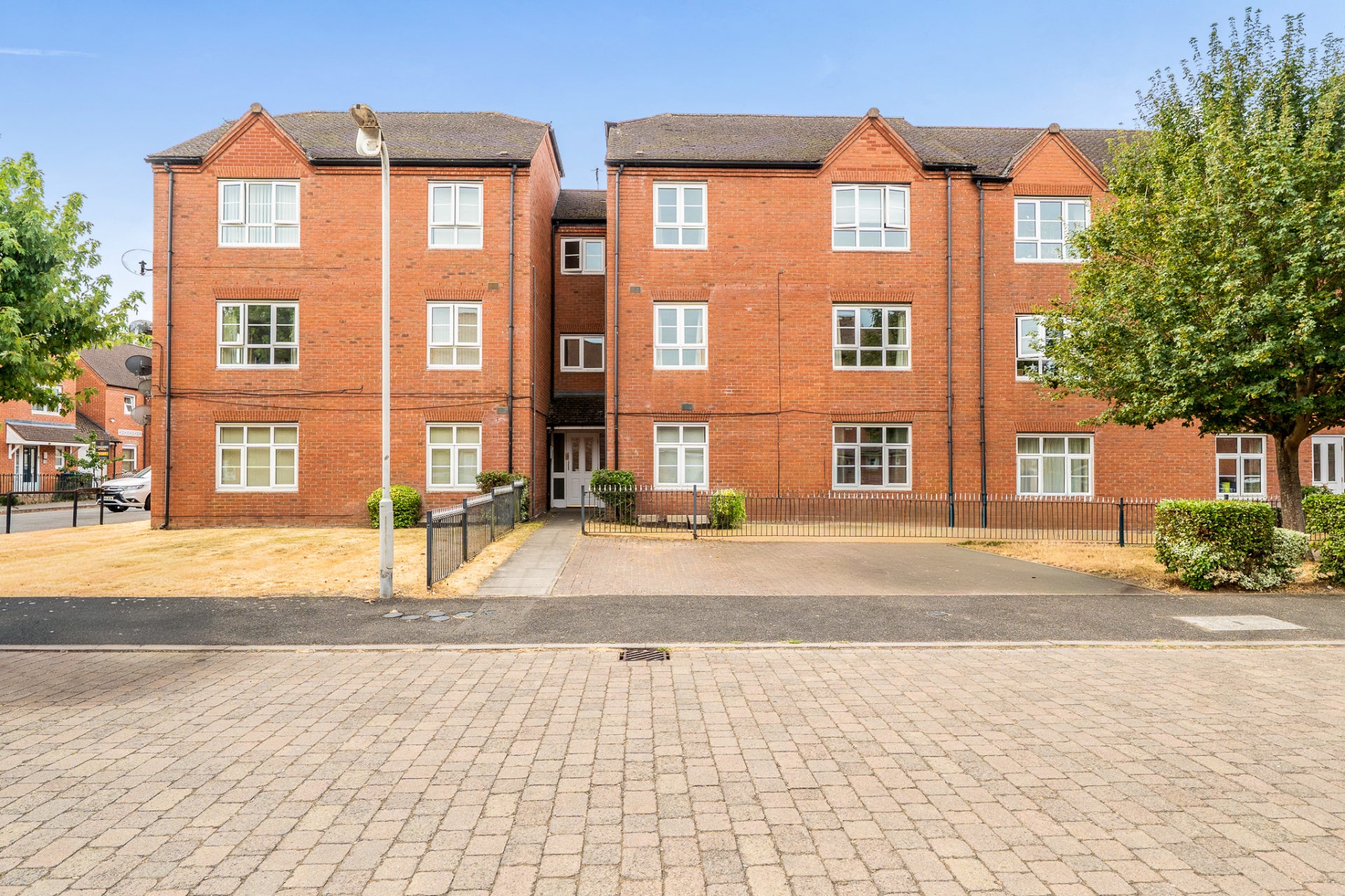 Flat Congreve Way in Stratford-on-Avon