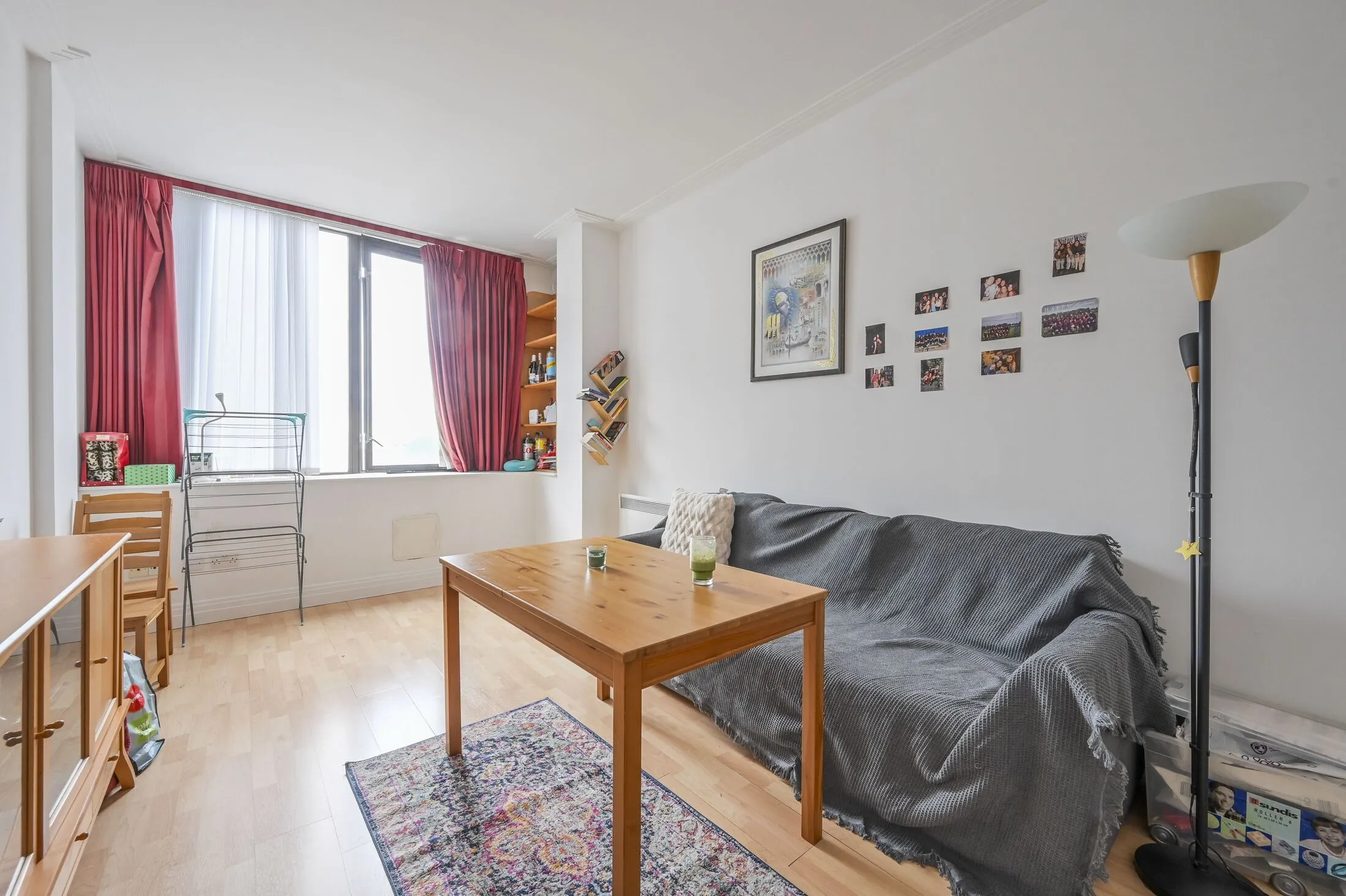 Flat Prescot Street in Greater London