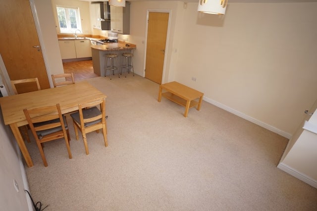 Flat Highland Drive in Loughborough