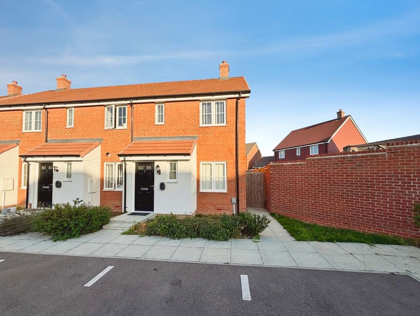 House Reeves Avenue in Tunbridge Wells