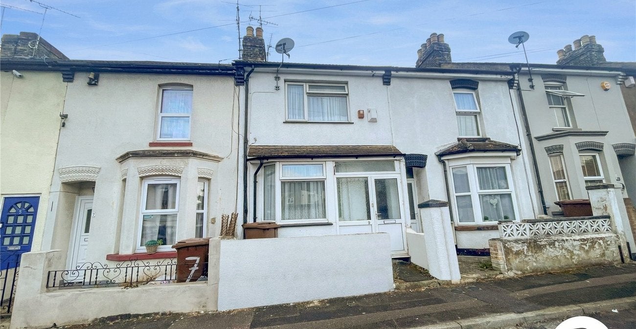 House Longfellow Road in Gillingham