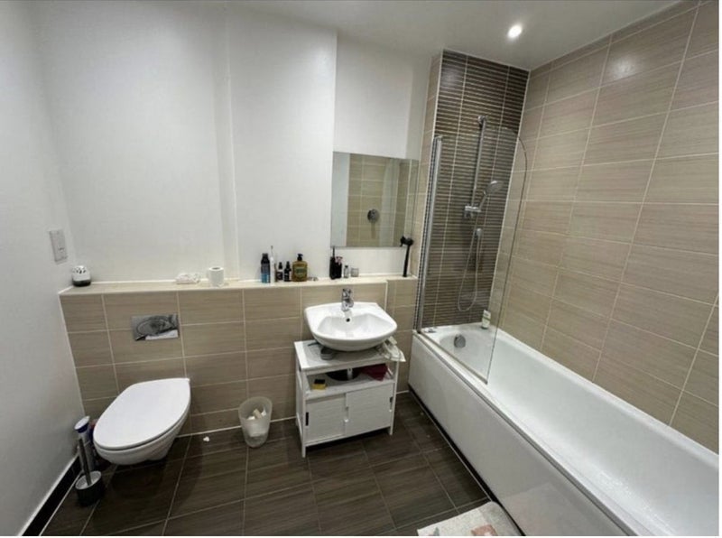 Room Salton Square in Greater London