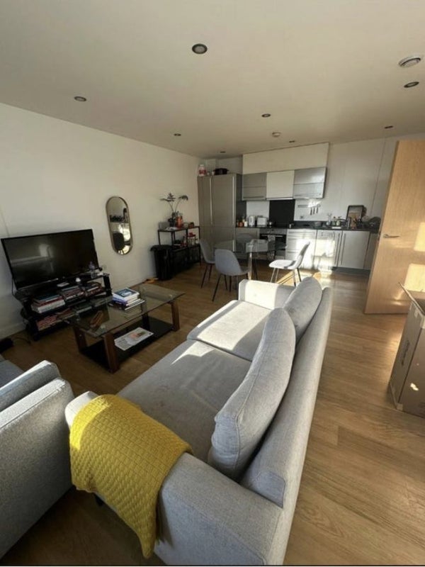 Room Salton Square in Greater London