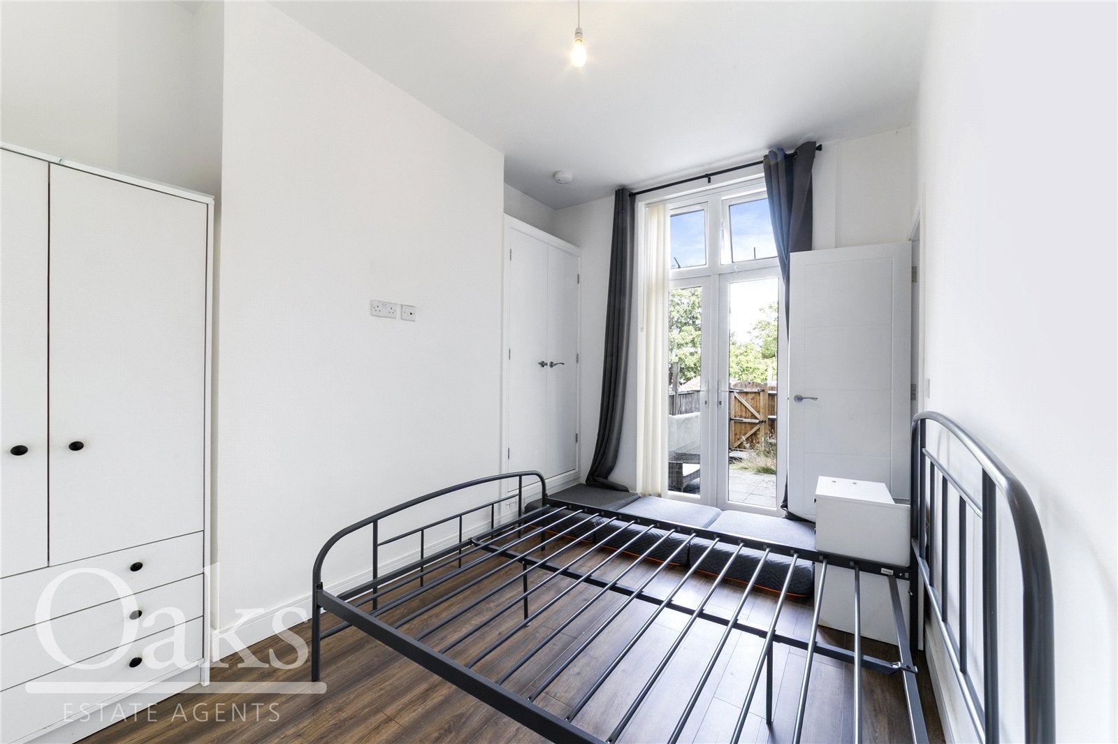 Flat Birchanger Road in Greater London