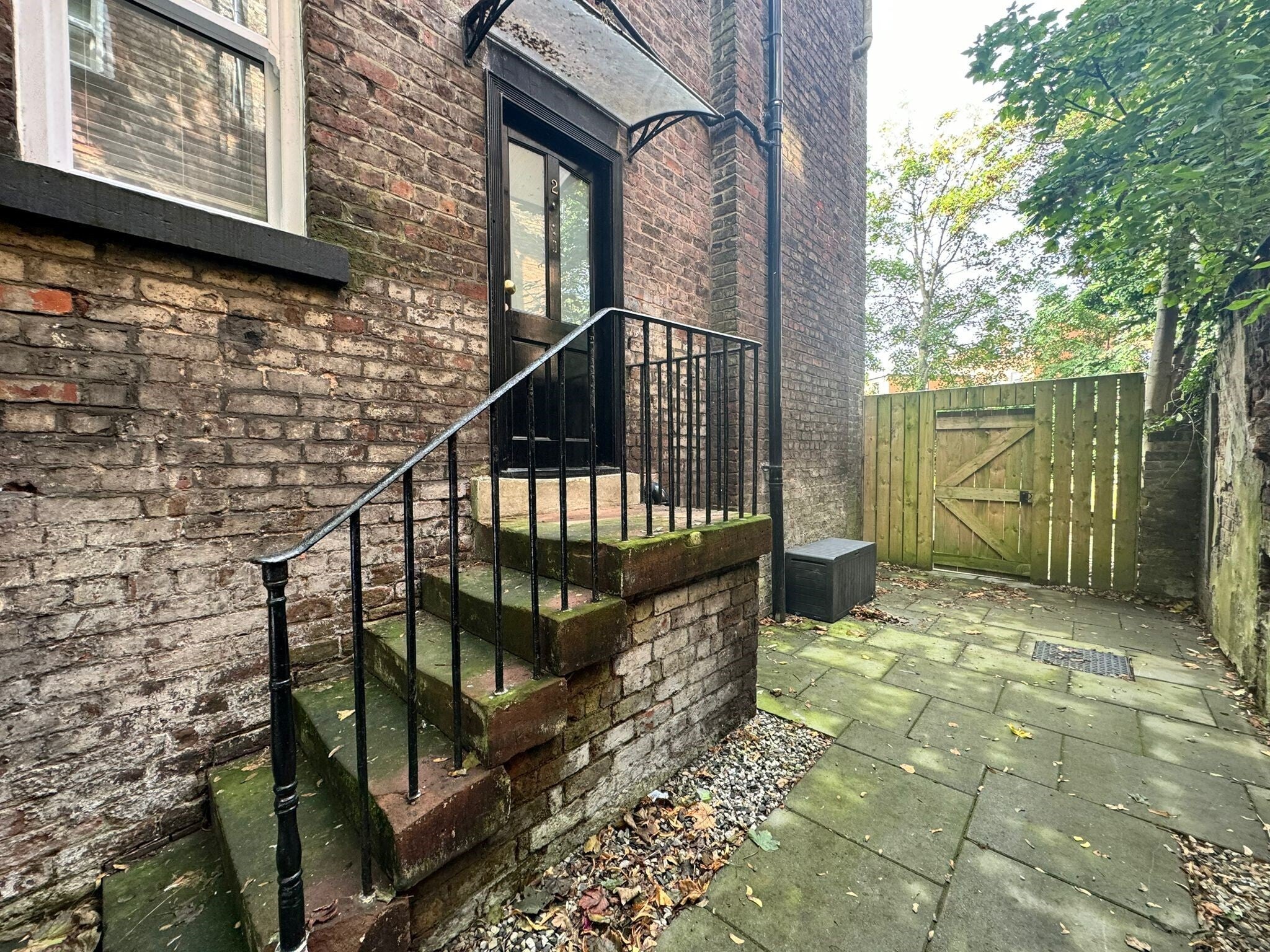 Flat Normanton Avenue in Liverpool