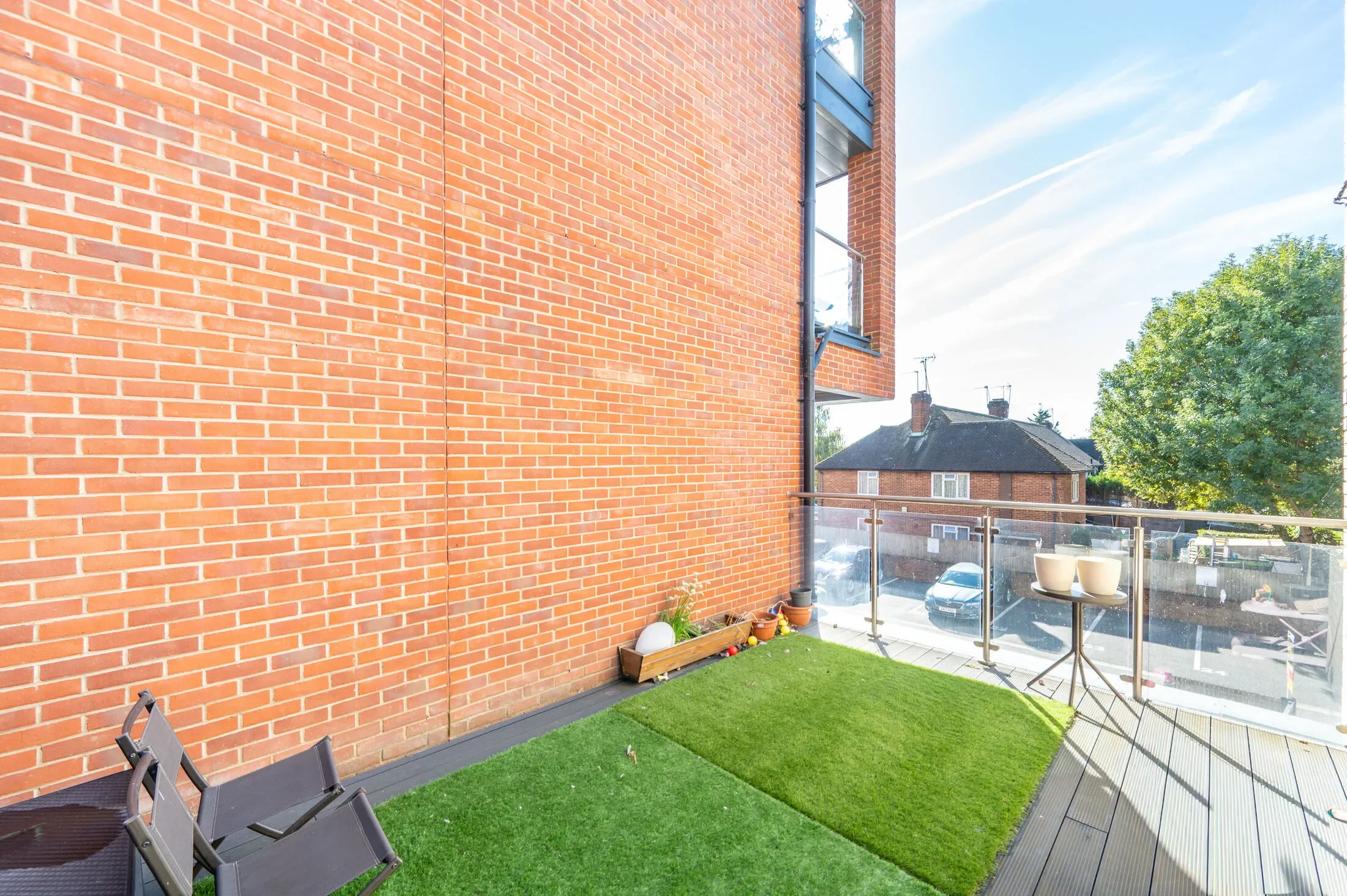 Flat Arran Court in Greater London