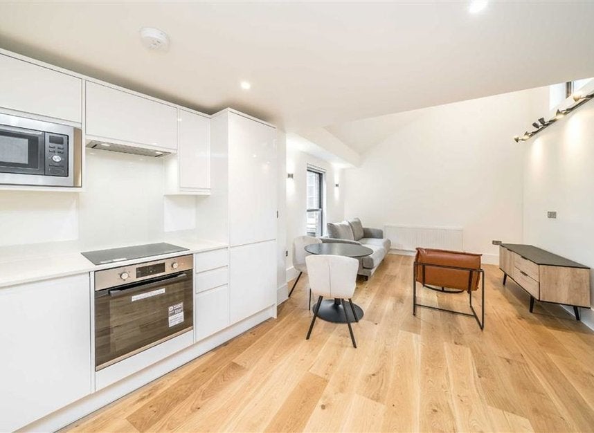 Flat Suffolk Street in City of Westminster