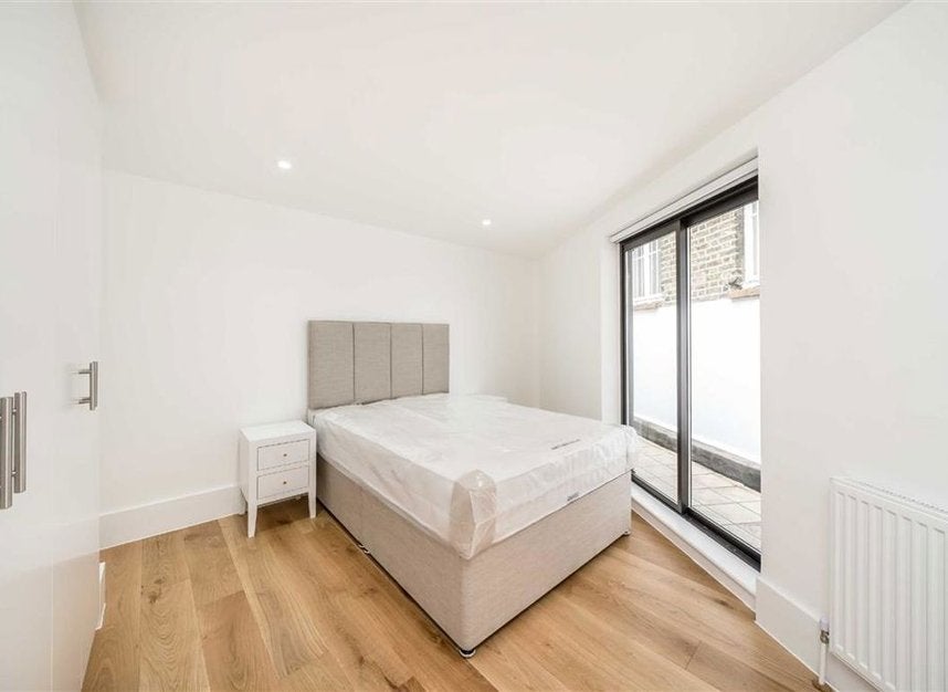 Flat Suffolk Street in City of Westminster