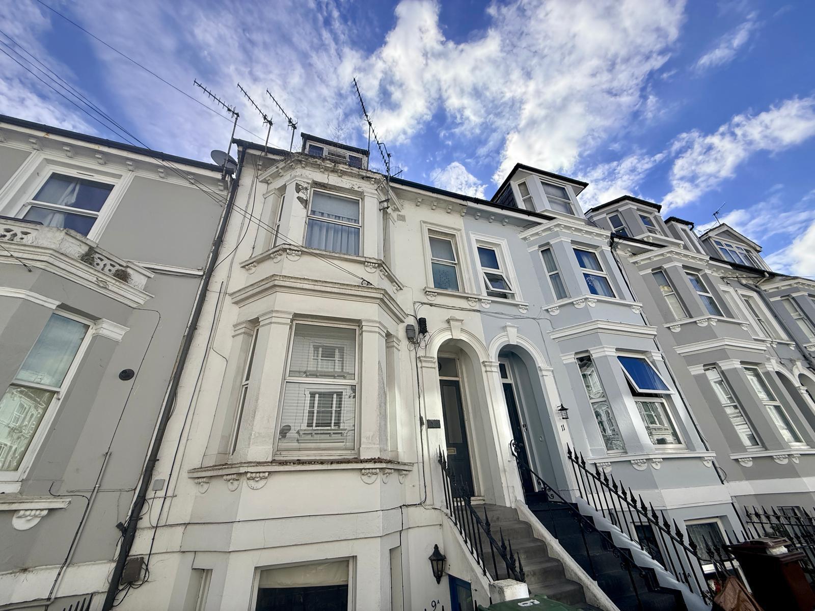 Flat Dudley Road in Tunbridge Wells