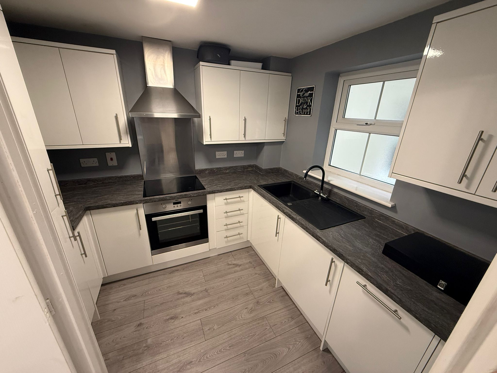 Flat Stonemere Drive in Radcliffe