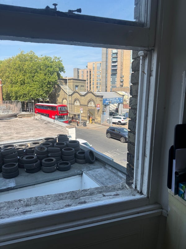 Room Ribblesdale Road in Greater London