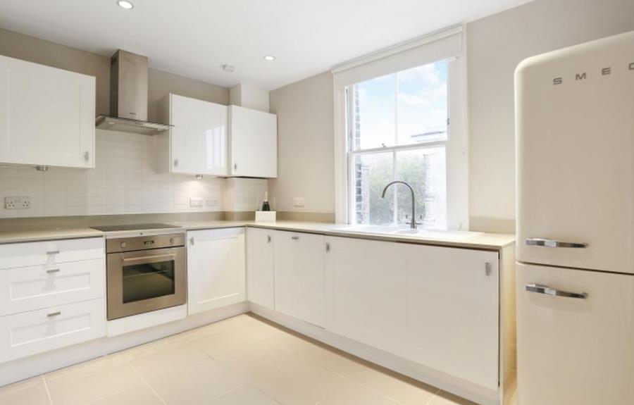 Flat Allsop Place in City of Westminster
