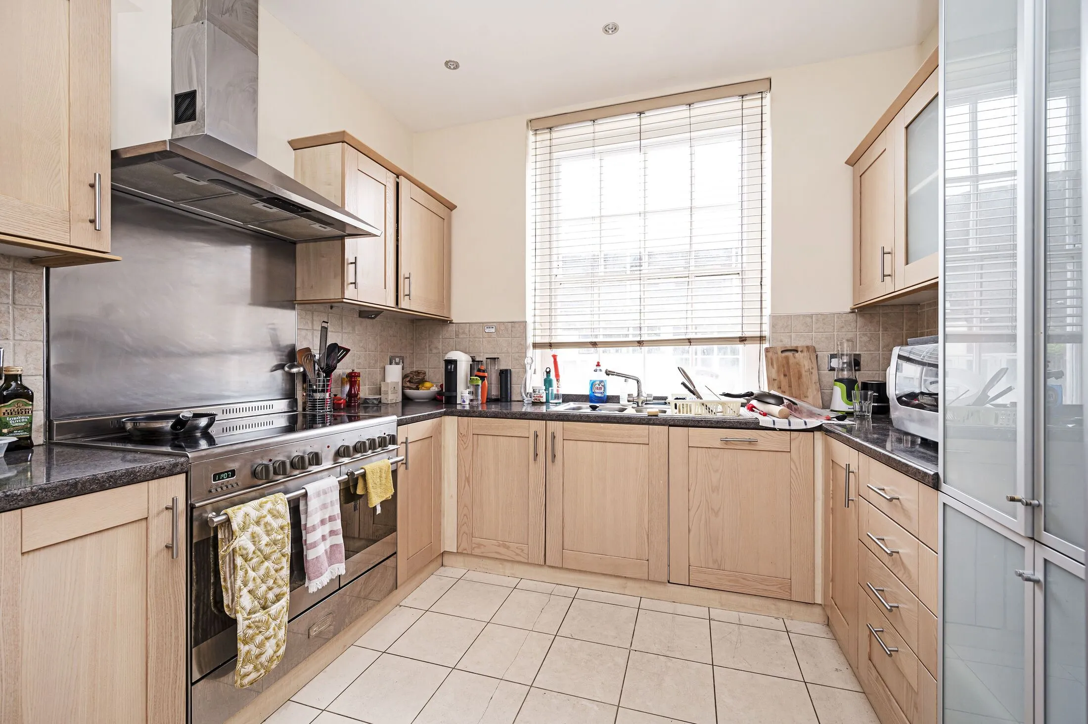 Flat Waverley Place in City of Westminster