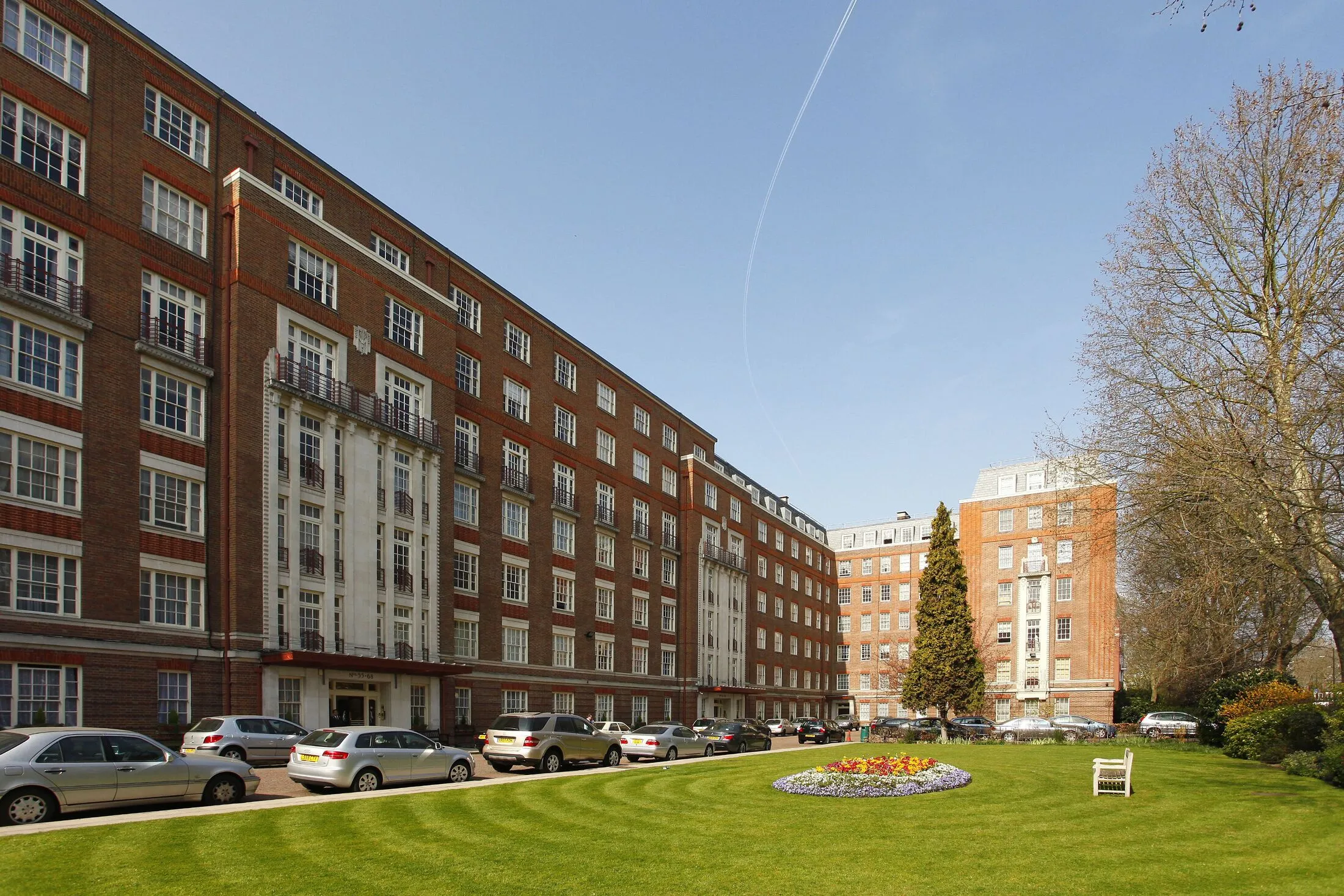 Flat Waverley Place in City of Westminster