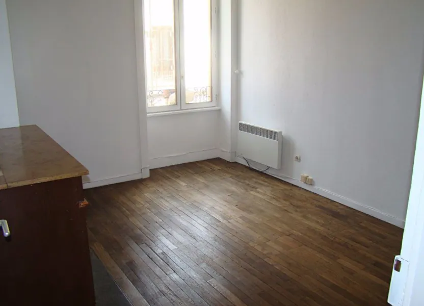 Flat Rue Jean Jaurès in Villeurbanne