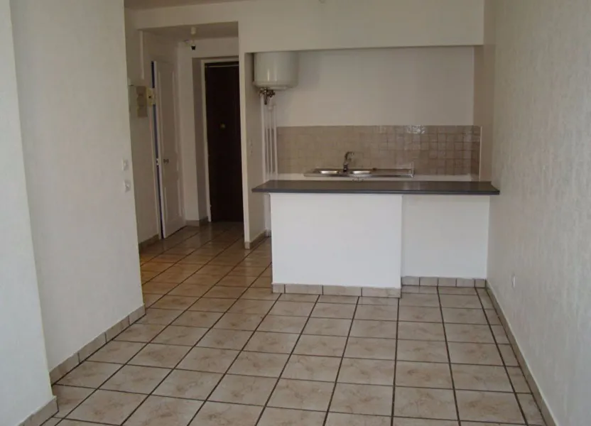 Flat Rue Jean Jaurès in Villeurbanne