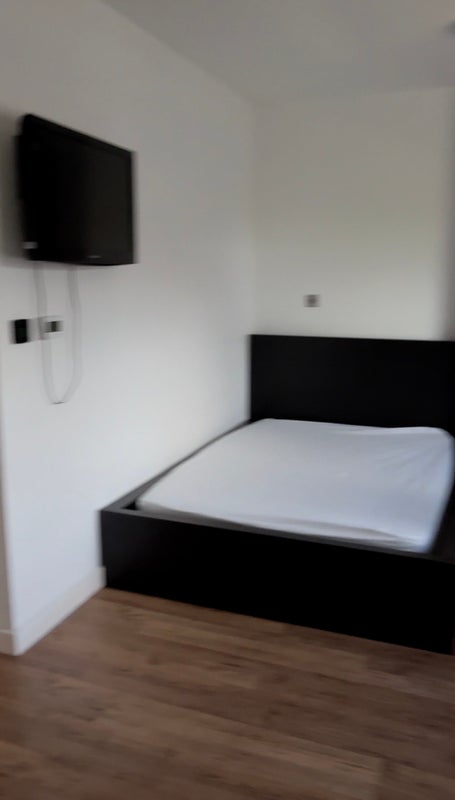 Room De Montfort Street in Leicester