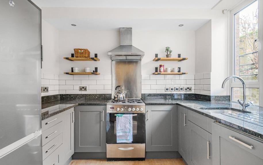 Flat Allsop Place in City of Westminster