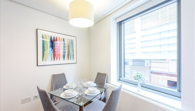 Flat Merchant Square in City of Westminster