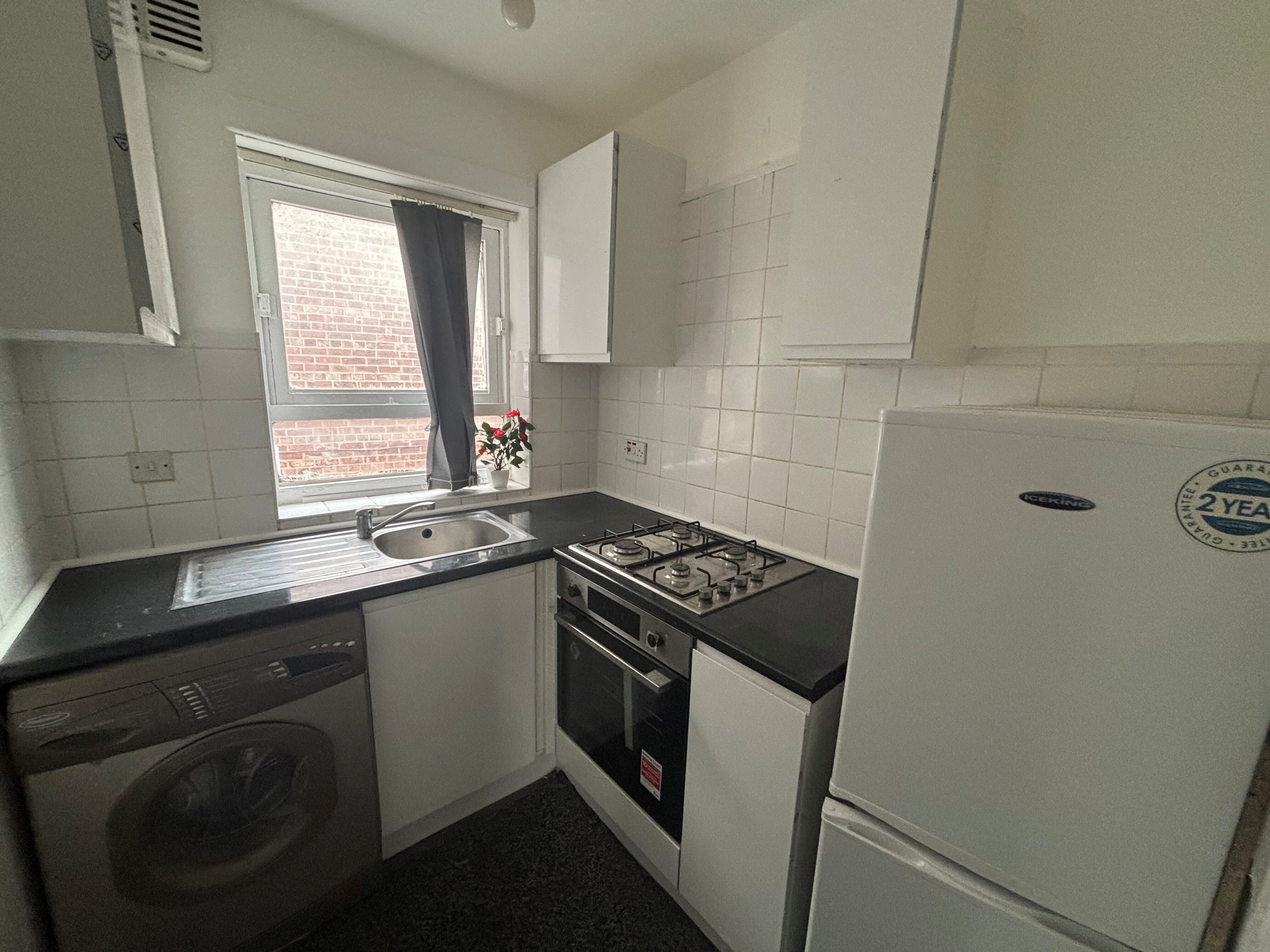 Flat Buckhurst Road in Manchester