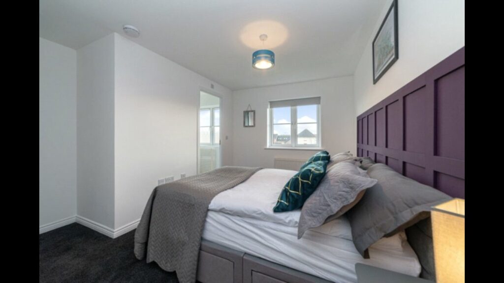 Room Otter Close in Rushmoor