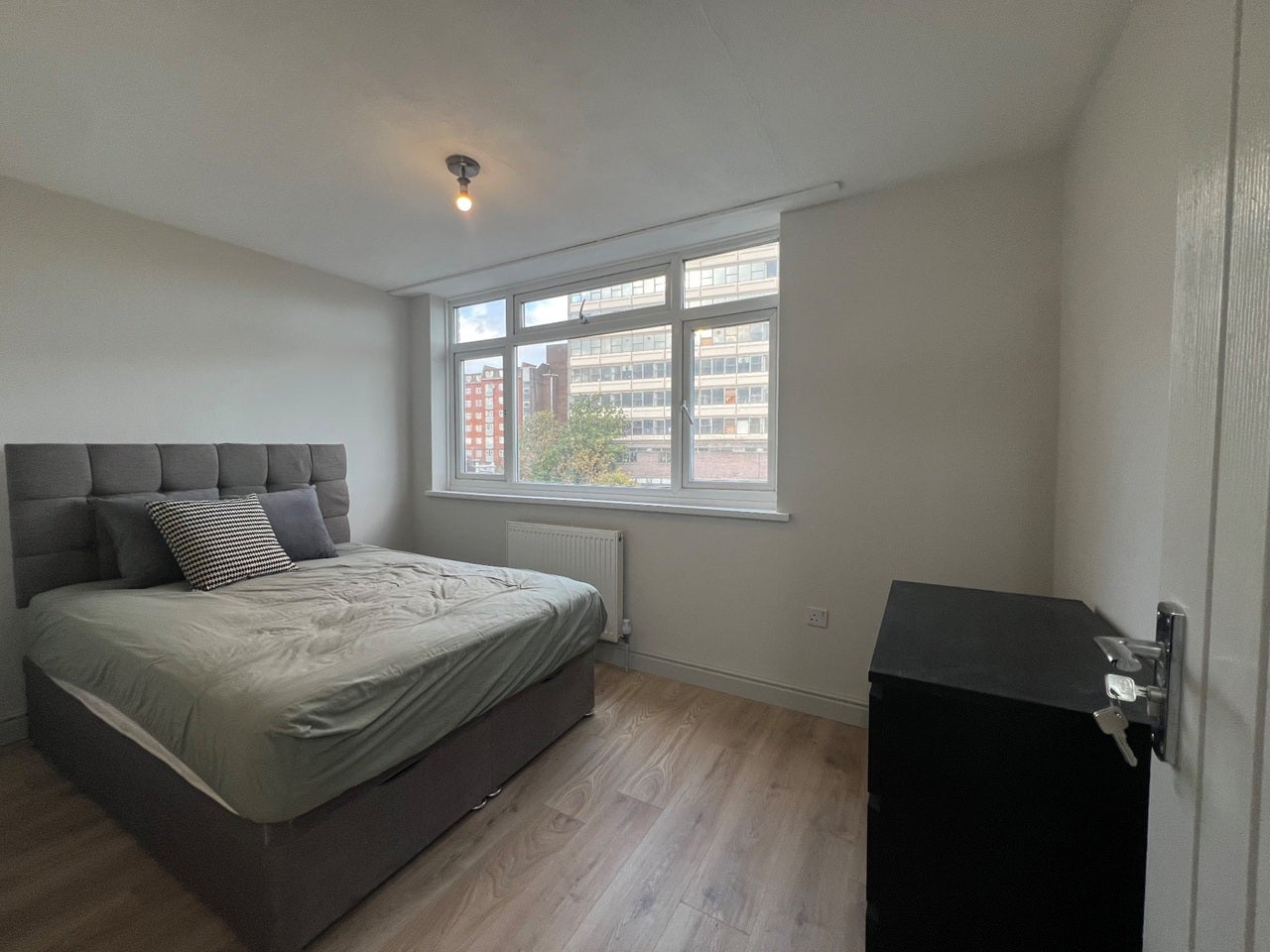 Flat Kemsing Close in Greater London