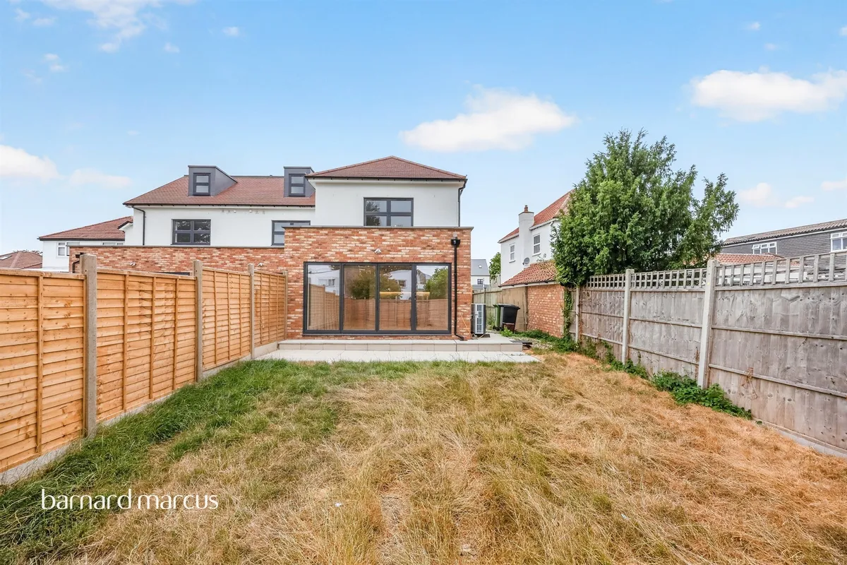 House The Glade in Greater London