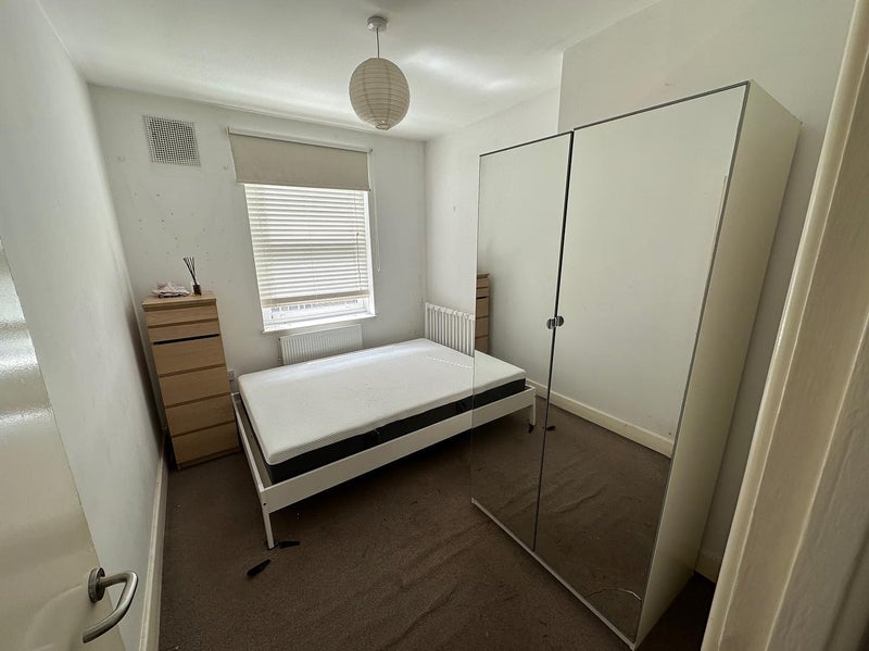 Room Turin Street in Greater London