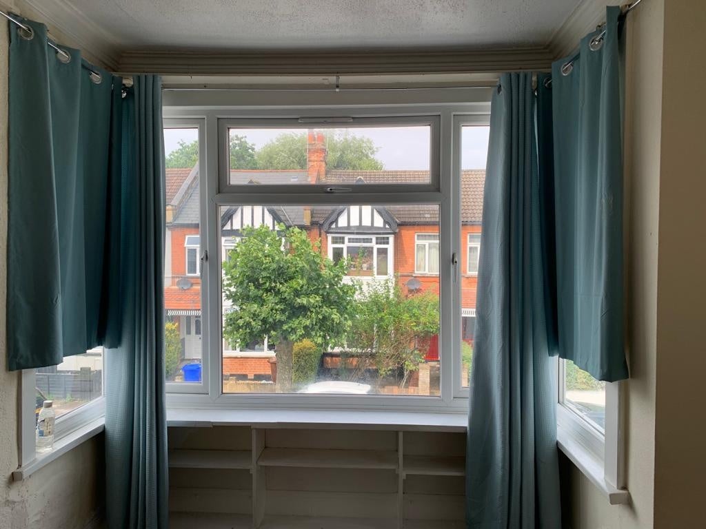 Flat Butler Road in Greater London