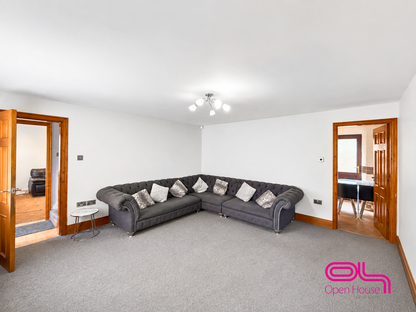 House Bradbourne Close in Farnworth