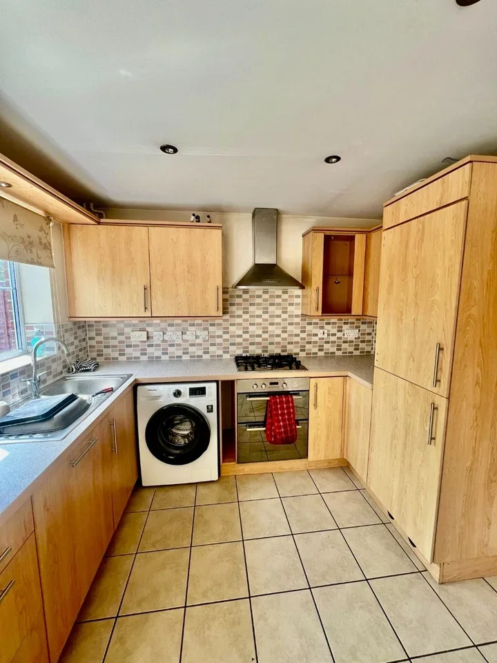 House Hazel Grove in Bristol