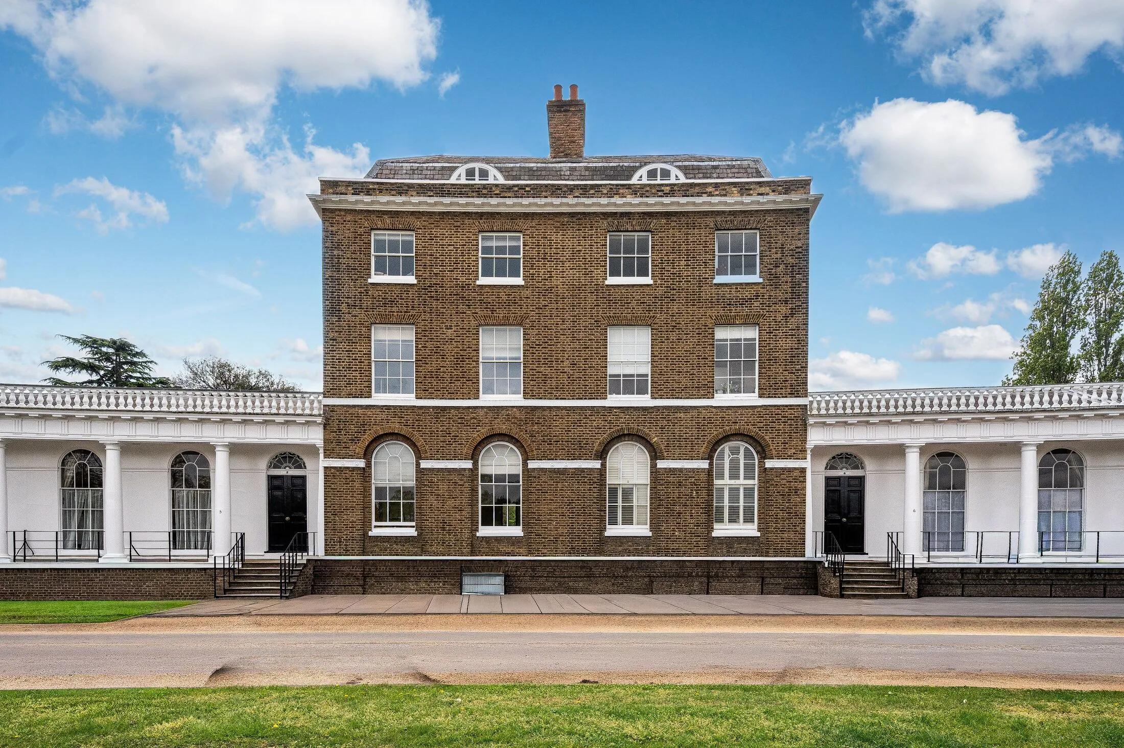 Flat The Paragon in Greater London