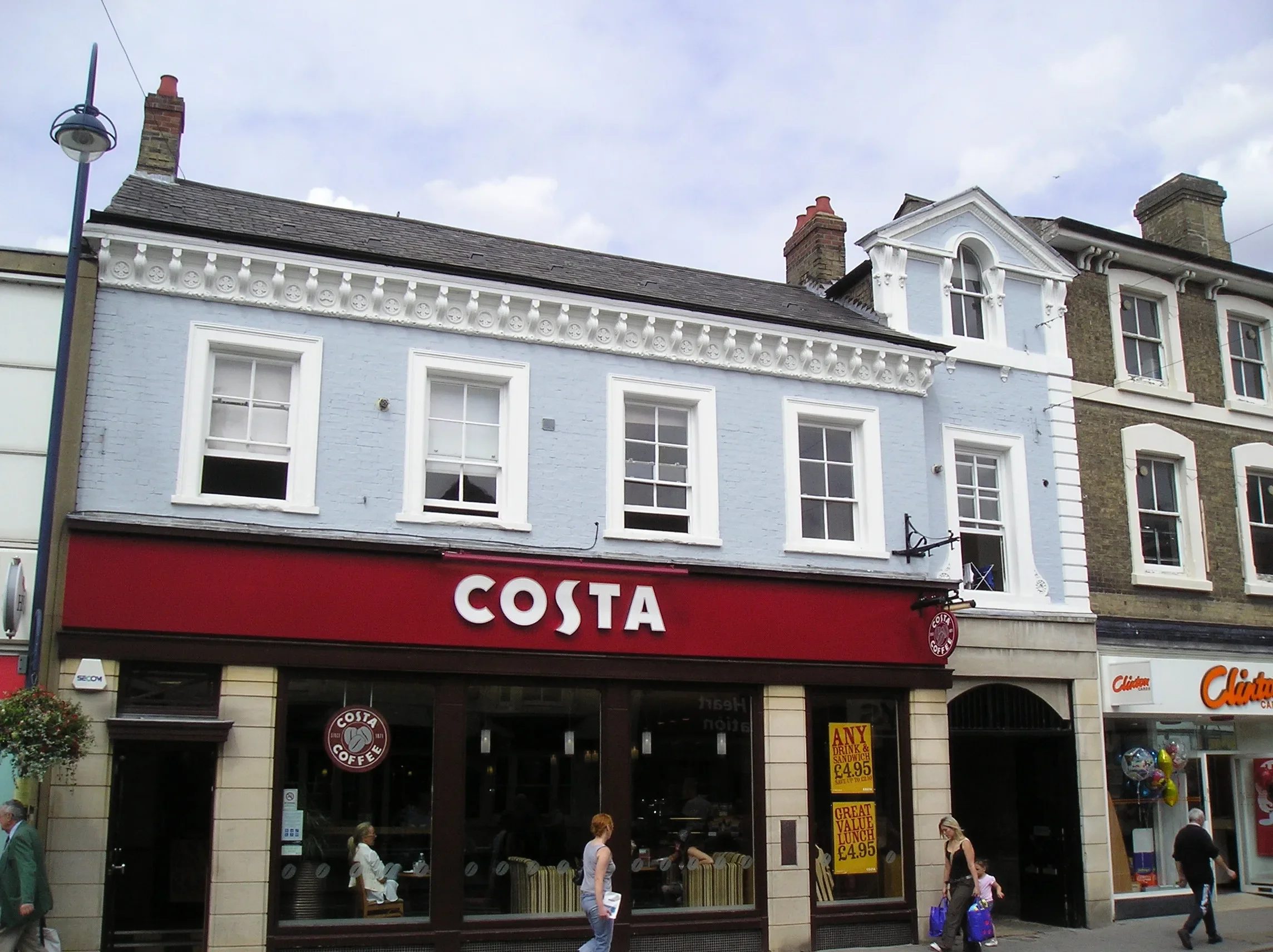 Flat High Street in St. Neots