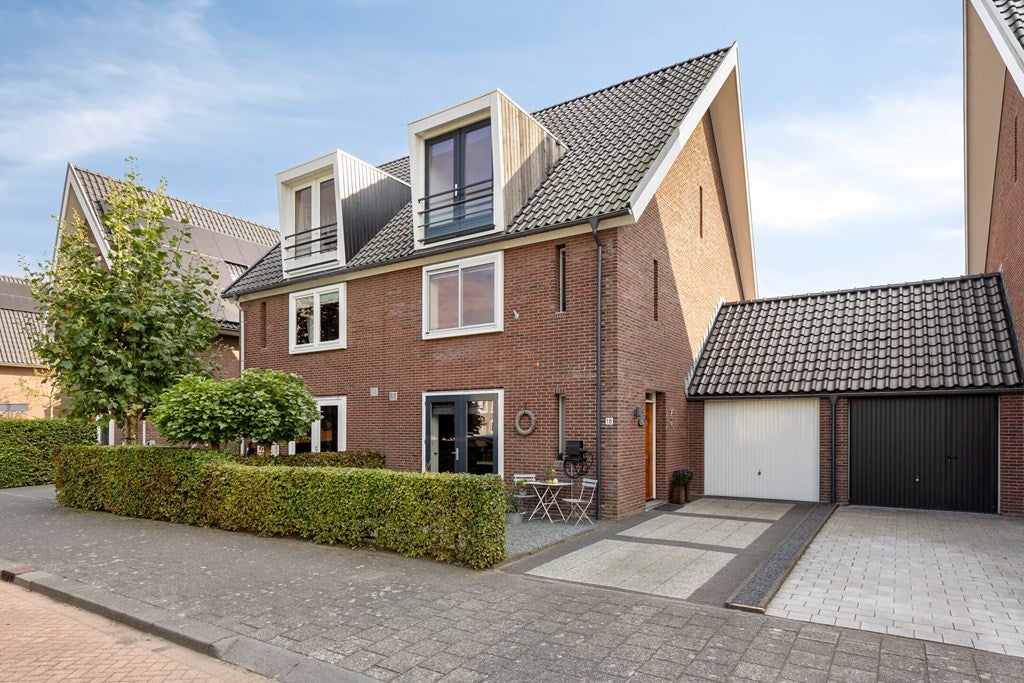 Huis Piet Mondriaansingel 18 in Rotterdam