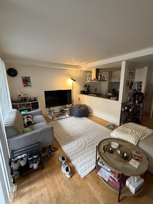 Flat Key Close in Greater London