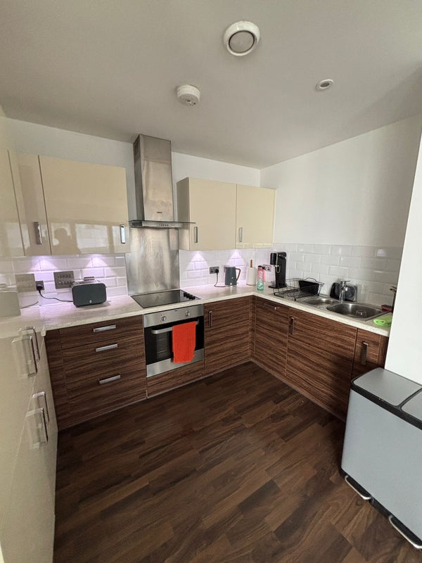 Room Woolwich Road in Greater London