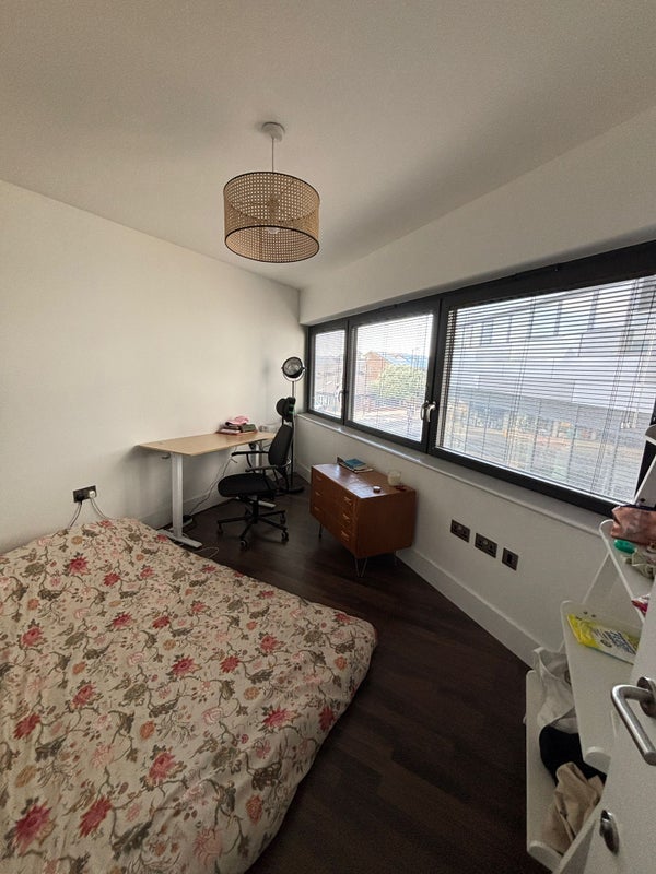 Room Woolwich Road in Greater London