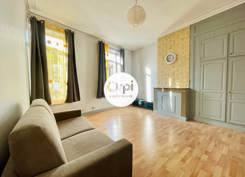 Flat Impasse Constant in Saint-Martin-Boulogne