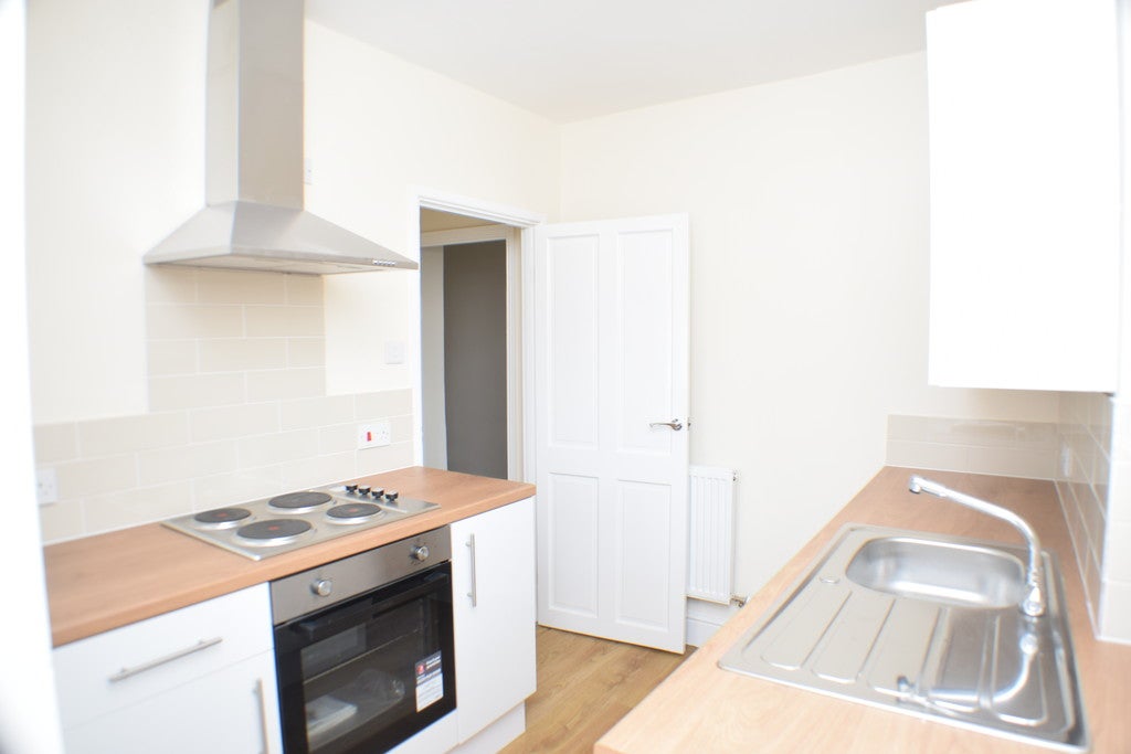 Flat Wembdon Road in Bridgwater