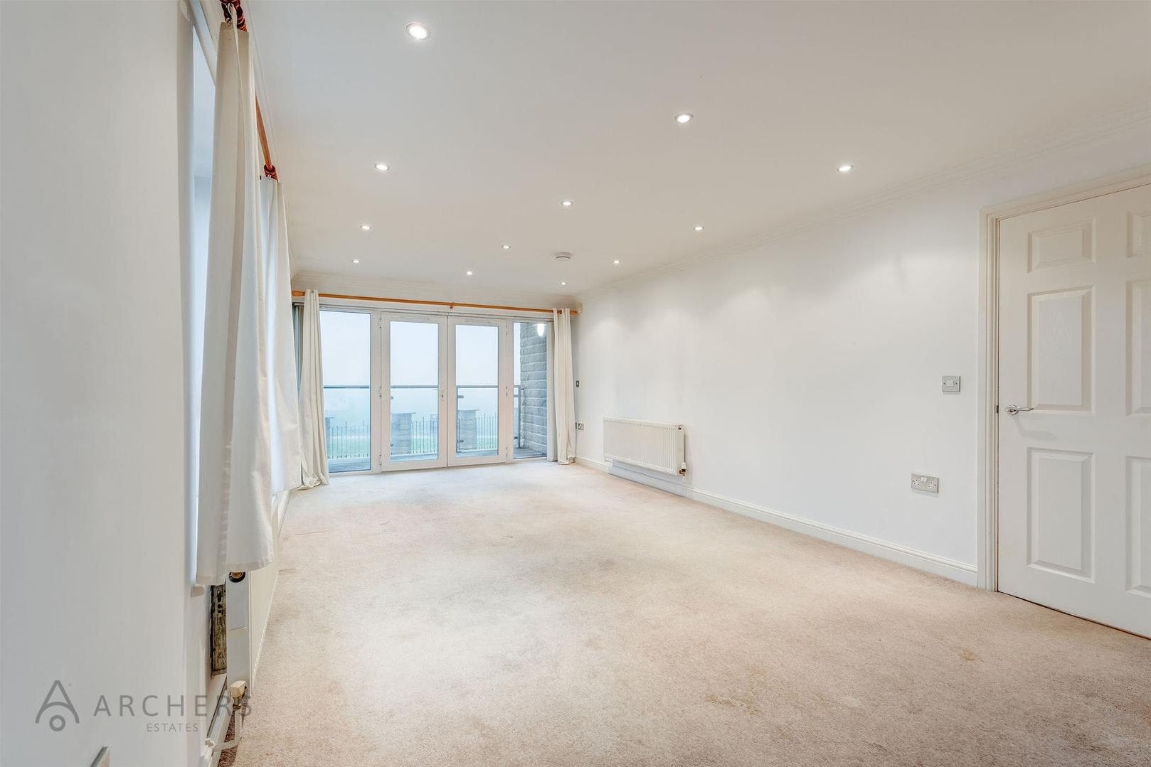 Flat Northfield Court in Sheffield