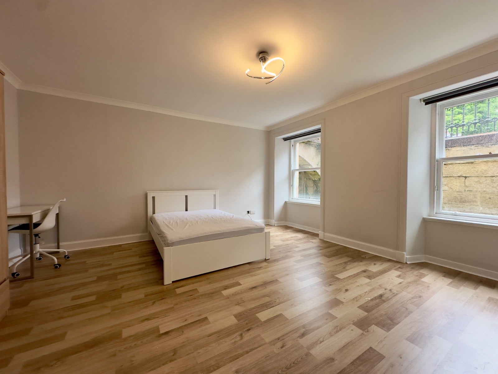 Flat West Princes Street in Glasgow